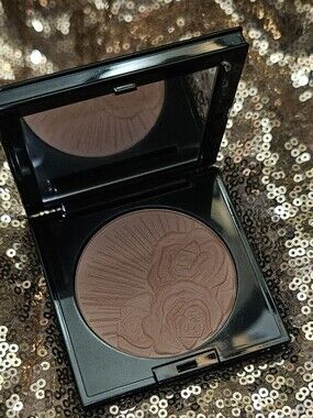 Pat McGrath Labs Skin Fetish: Divine Blush in the shade "Fleurtatious"